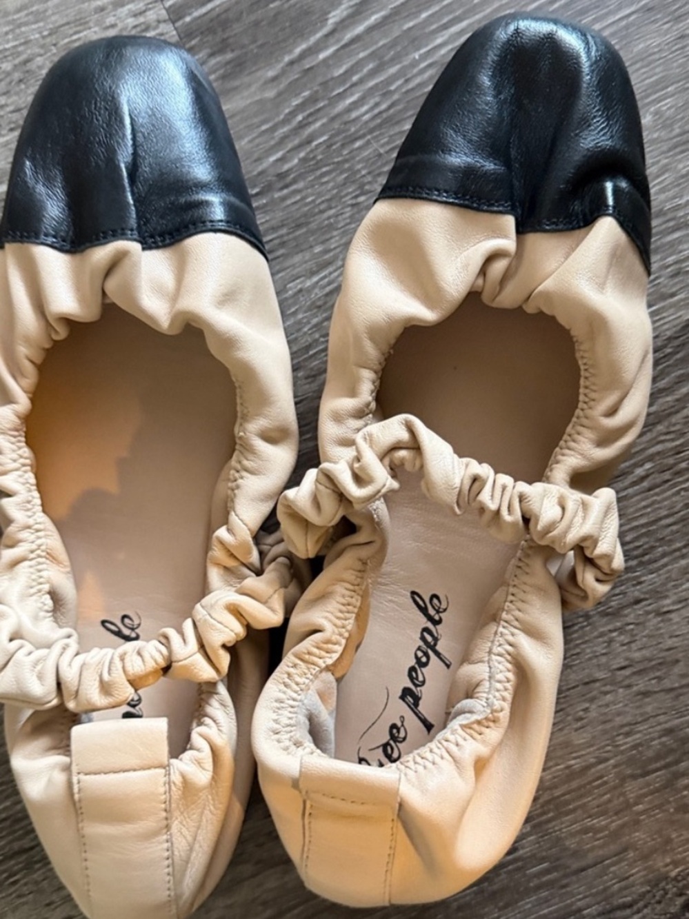 Nwot Two tone Free People ballerina flats